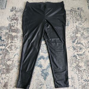 Torrid Womens Size 2x Black Full Length Signature Waist Faux Leather Legging